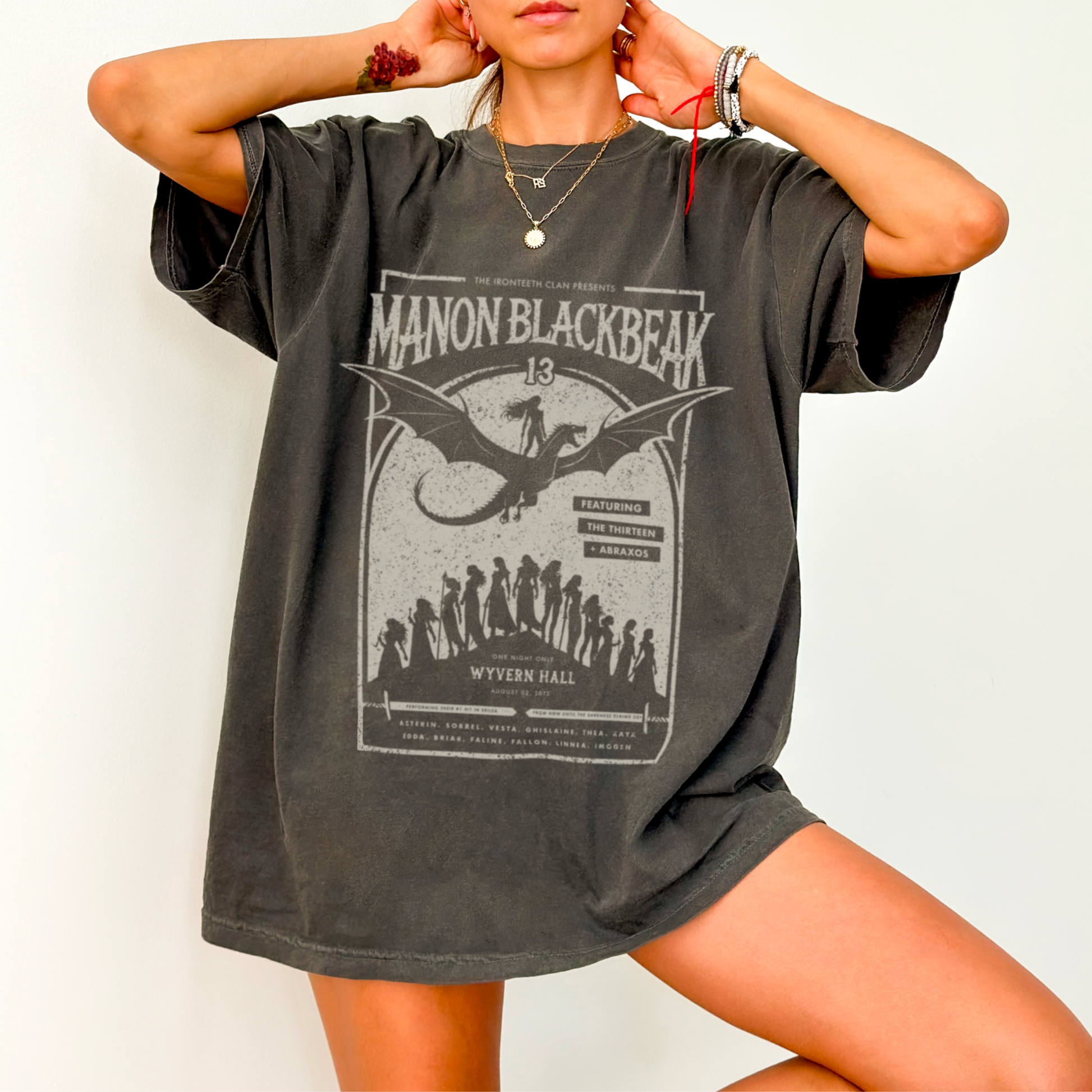 Oversized Manon Blackbeak t-shirt worn as a dress – fantasy-inspired fan apparel featuring Abraxos and the Thirteen